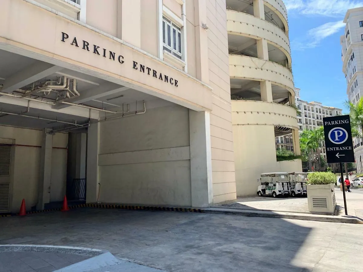 Apartment Chillax Studio 101 Newport Boulevard Manila