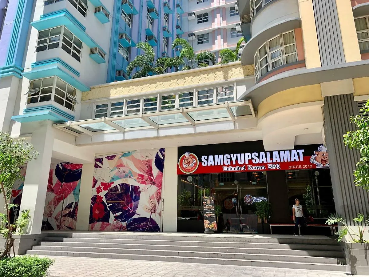 Chillax Studio 101 Newport Boulevard Manila Apartment