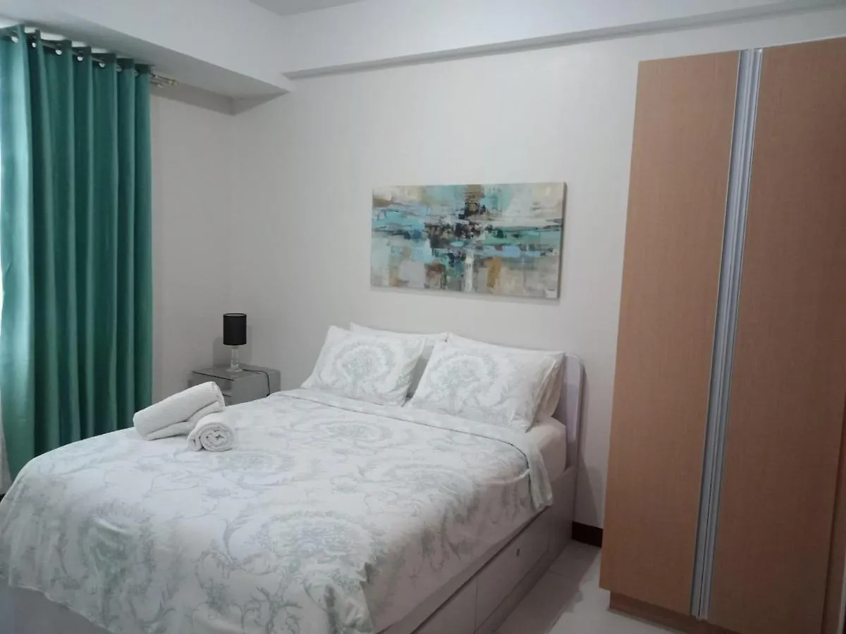 Chillax Studio 101 Newport Boulevard Manila 0*,  Philippines